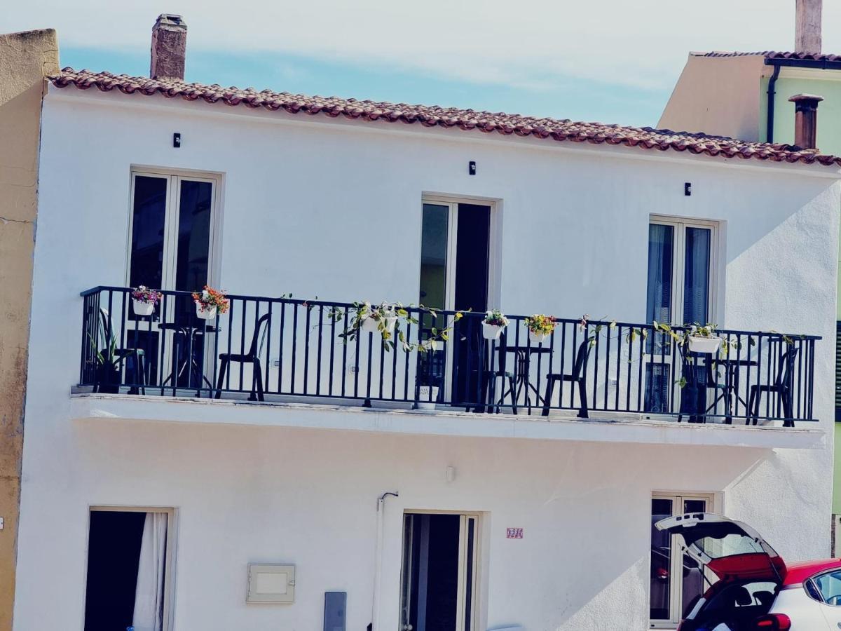 Suite Cornelia Santa Teresa Gallura Eksteriør bilde