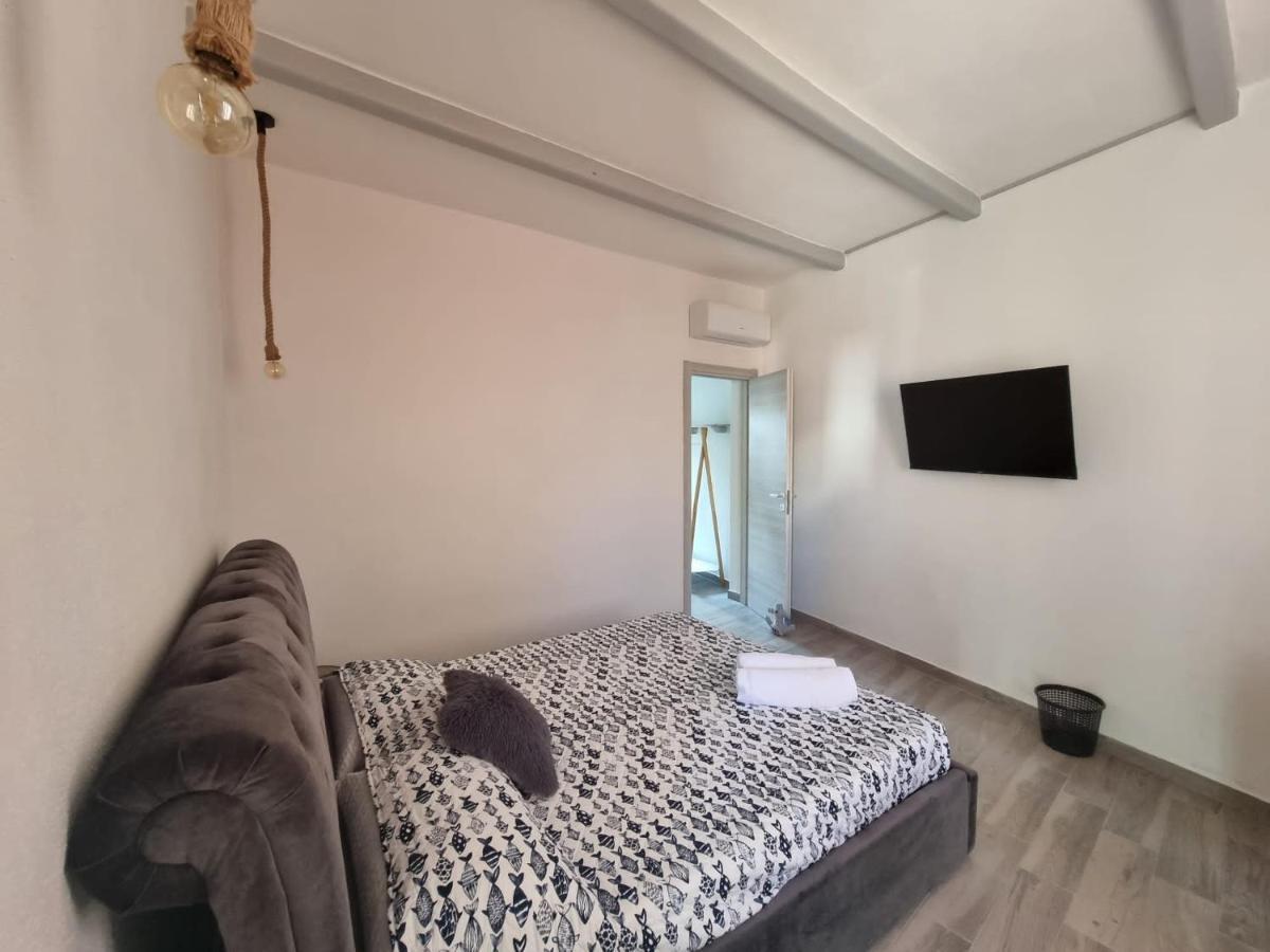 Suite Cornelia Santa Teresa Gallura Eksteriør bilde