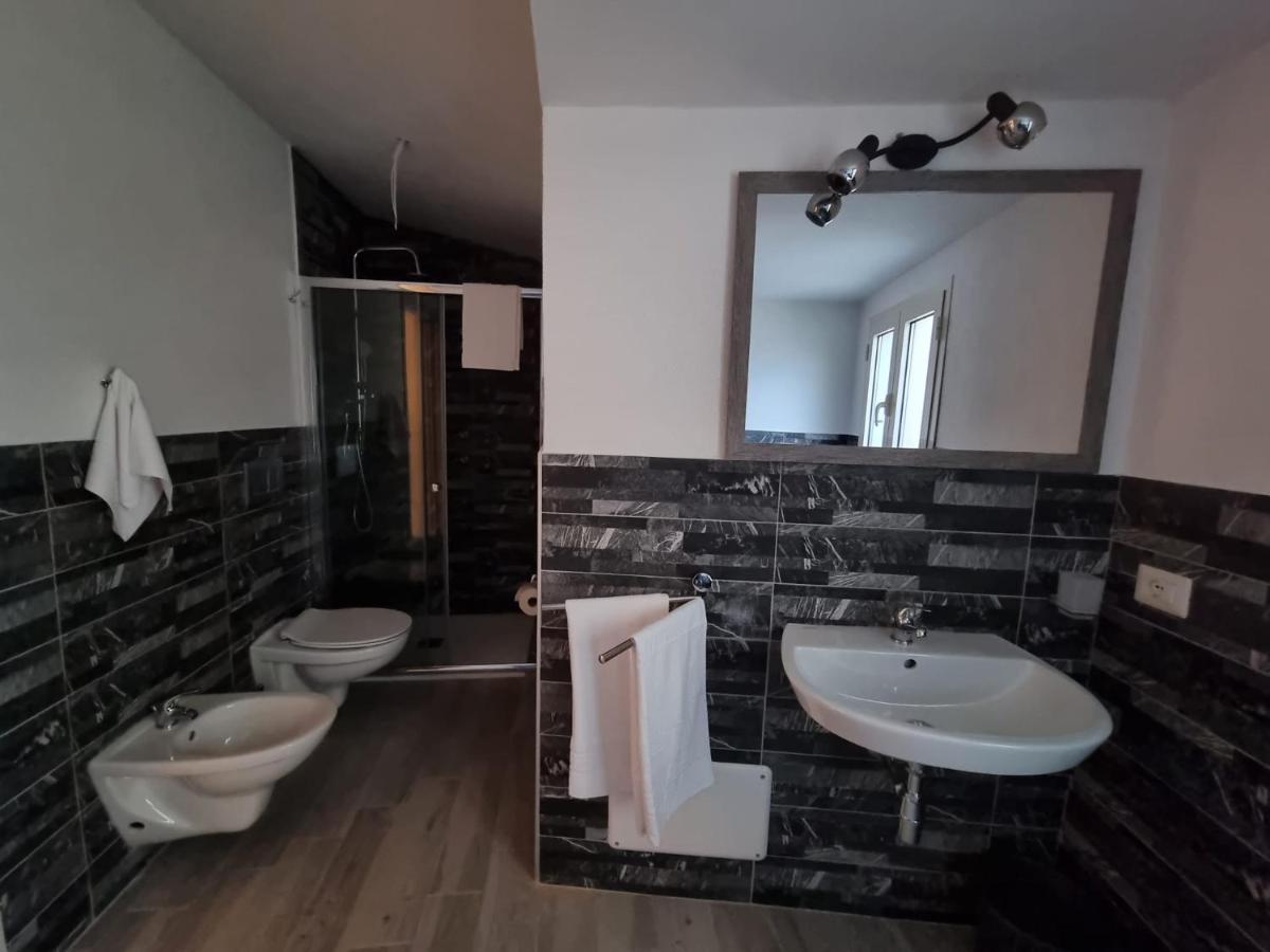 Suite Cornelia Santa Teresa Gallura Eksteriør bilde